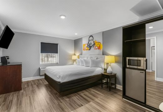 호텔 시카고 웨스트 루프, 슈어스테이 컬렉션 바이 베스트 웨스턴