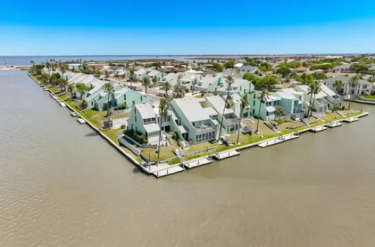 普恩特維斯塔度假公寓