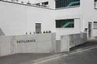 Hotel Lindleinsmühle فنادق في Estenfeld