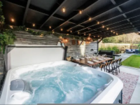 Blythewood Aberdeenshire Luxury Lodge with Hot Tub Hotels in Inverurie