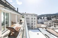 Hotel Lenzerhorn - Alpine Stay, Spa & Savour - vue sur la montagne