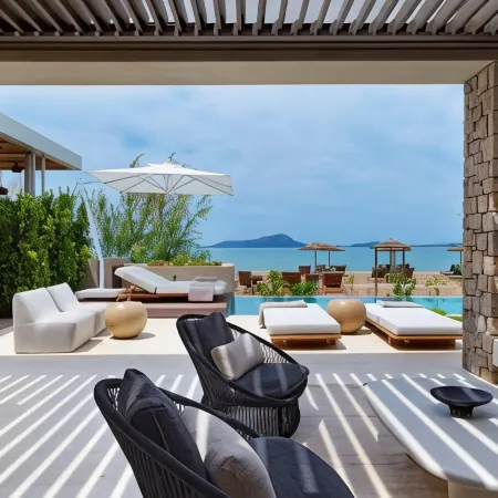 W Costa Navarino