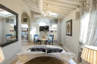 Moro Studio Suite, Classy and Romantic Apartment in Lucca