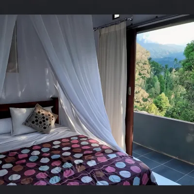 Sugi Gede Homestay Hoteles cerca de Cascadas Sekumpul