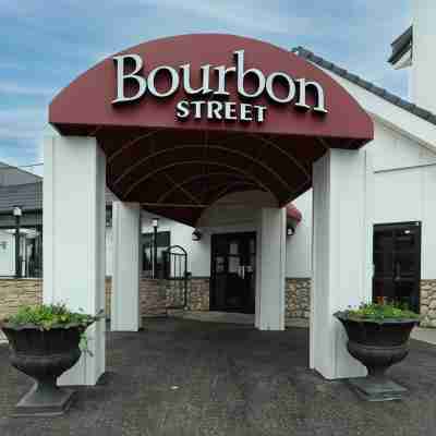 Prestige Hotel Vernon Hotel Exterior