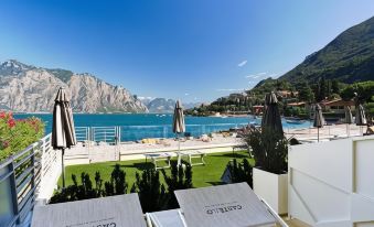 Hotel Castello Lake Front