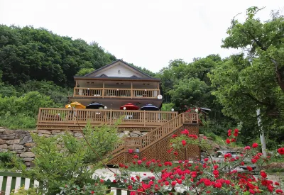 Mungyeong Sannaeeum Pension Hotel in zona Ssangyong Valley