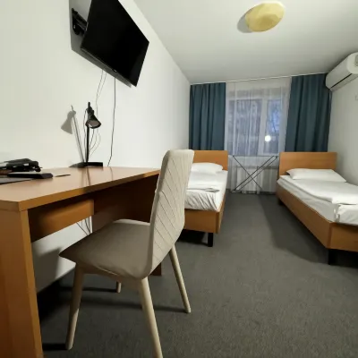 AlmaHotel Hotels near Rybolovnyy Klub "Zolotoy Sazan"