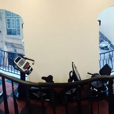 Fairway Colombo - Sri Lanka's First Hotel With Robot Technology