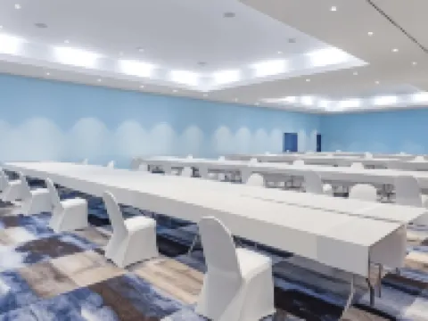 Ramada by Wyndham Hartford North / Bradley Airport Hotels in Windsor Locks