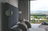 Epic Suite 302 Deluxe Airport