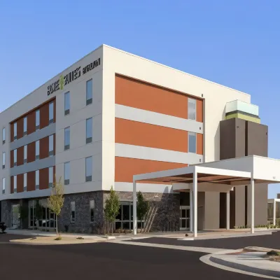Home2 Suites by Hilton Longmont Hotels near Rough & Ready Park