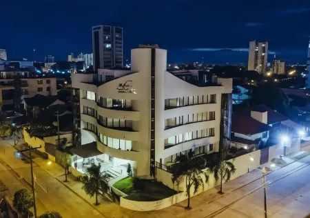 Mai Suites Apart Hotel Отели рядом с достопримечательностью «Canal Isuto»