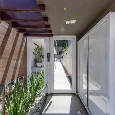 Apt w/ Terrace & BBQ 100m from the Sea Ellc0000