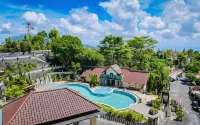 Pines Garden Resort Các khách sạn ở Prigen