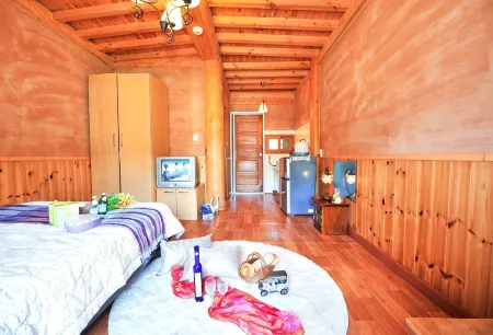 Inje Mountain Valley Pension Отели рядом с достопримечательностью «Baekdamsa»