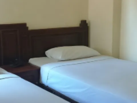 阿奇霍特爾2 特爾納特酒店