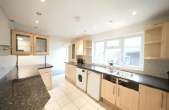 Airport Comfy Stay Hotels in Sipson