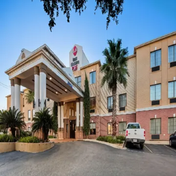Best Western Plus Hill Country Suites