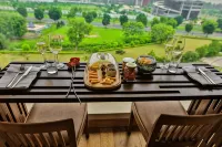 The Lalit Chandigarh - พร้อมอาหารเช้า