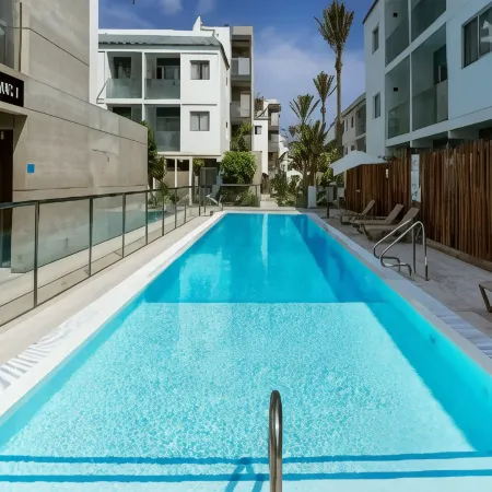Bristol Sunset Beach - Holiday Apartments