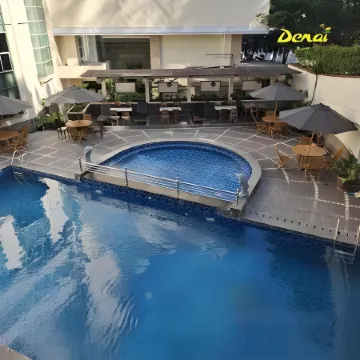 Grand Royal Denai Hotel