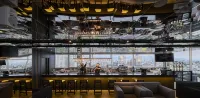 Orient Luxury Hotel - bar