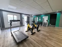 Mint Hotel 84 on Katherine - Gym