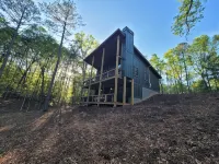 Lux Blue Ridge Cabin, Hot tub, Swing, & PingPong!