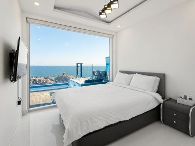 Yeongdeok Exit Pool Villa (Spa, Ocean View)