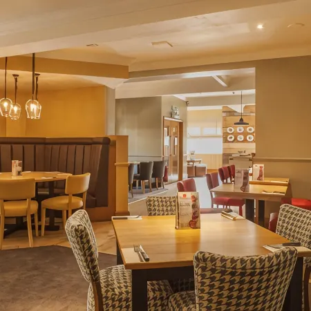Premier Inn Guildford North (A3)
