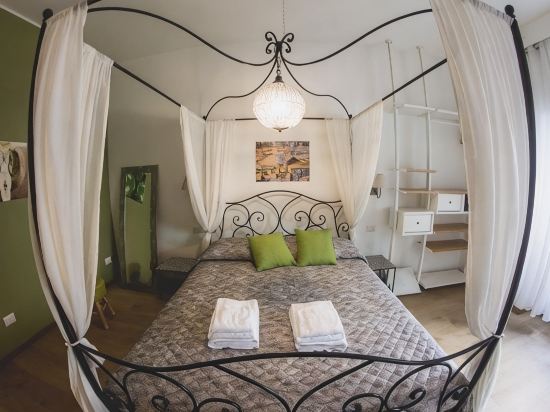 Verrazzano 37 Guest House