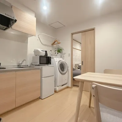WAON Designer Apartments 鄰近森小路站的酒店