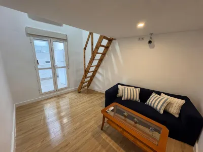 Cozy apartment, very well connected Hotels in Chamartin