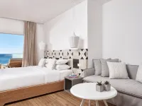 Mykonos Kosmoplaz Beach Resort Hotel パラガ・ビーチ周辺のホテル