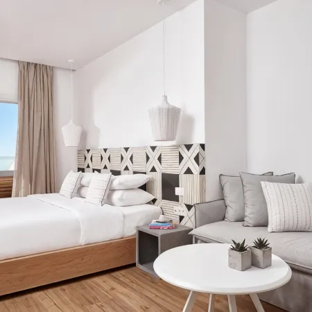 Mykonos Kosmoplaz Beach Resort Hotel