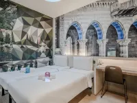 Hotiday Como Paoli Hotels in Como