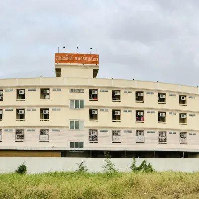 Sukanan Apartment Hotels near Nudgun Cafe