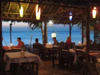Lanta Seafront Resort - Spa