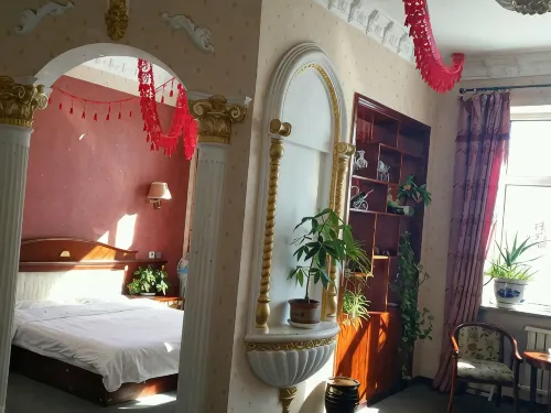 Chonghua Business Hotel - 2-Star