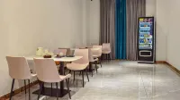 Lufeng Yihao Hotel