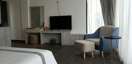 520 Seaview Hotel