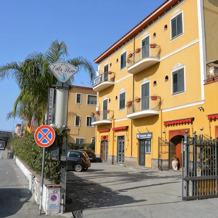 Costantino Home