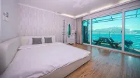 The South Sea, Spa Hill Pension