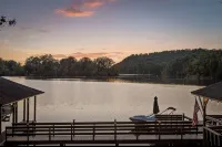 Hiwassee Riverfront 6 Br / 4.5 BA House - 4-Star