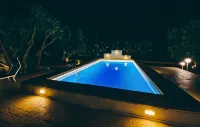 La Maison One B&B - Pools