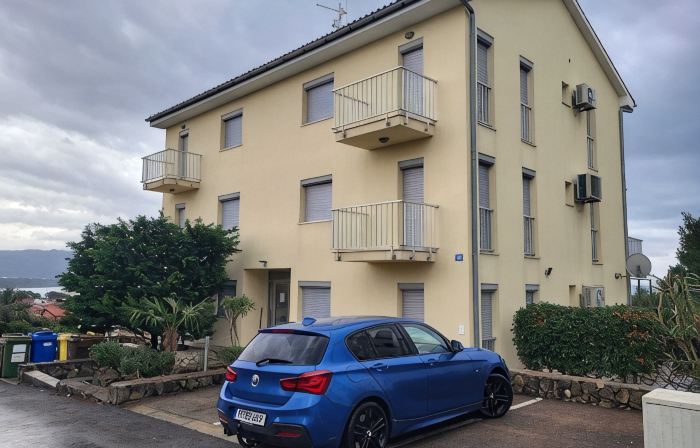 Big Sea View apartment within walking distance of the old town, beach and shops
