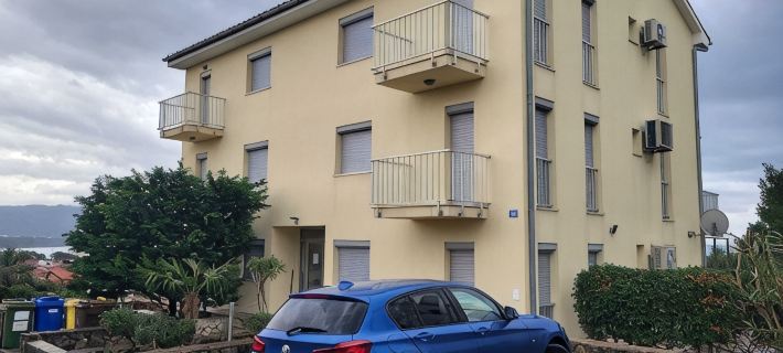 Big Sea View apartment within walking distance of the old town, beach and shops Hotels in Krk