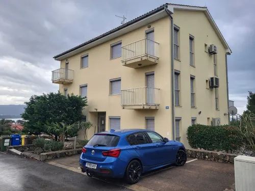 Big Sea View apartment within walking distance of the old town, beach and shops