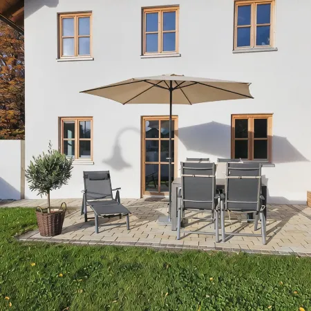 4-star Ott vacation apartment - with separate garden - at the foot of the Buchenberg